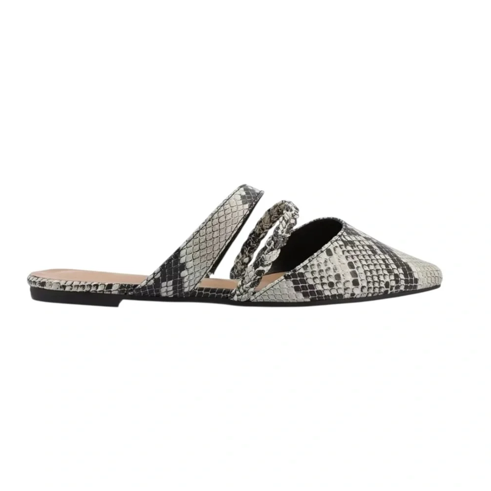 Journee Collection Olivea Pointed Toe Mule Flats Snakeskin Faux Leather 11 NEW